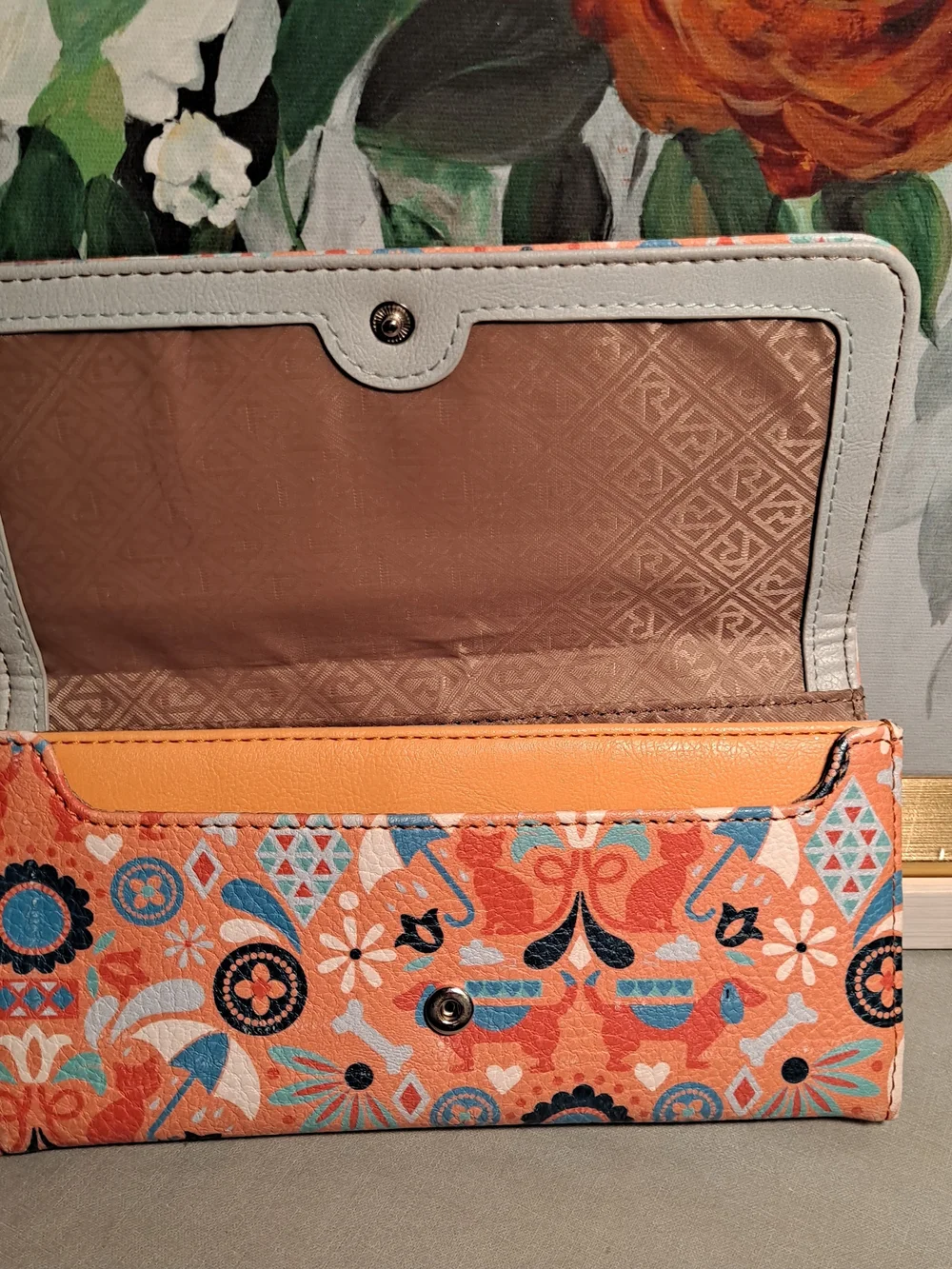 Relic Coral Blue Raining Cats & Dogs Floral Geometric TriFold Flap Wallet Retro